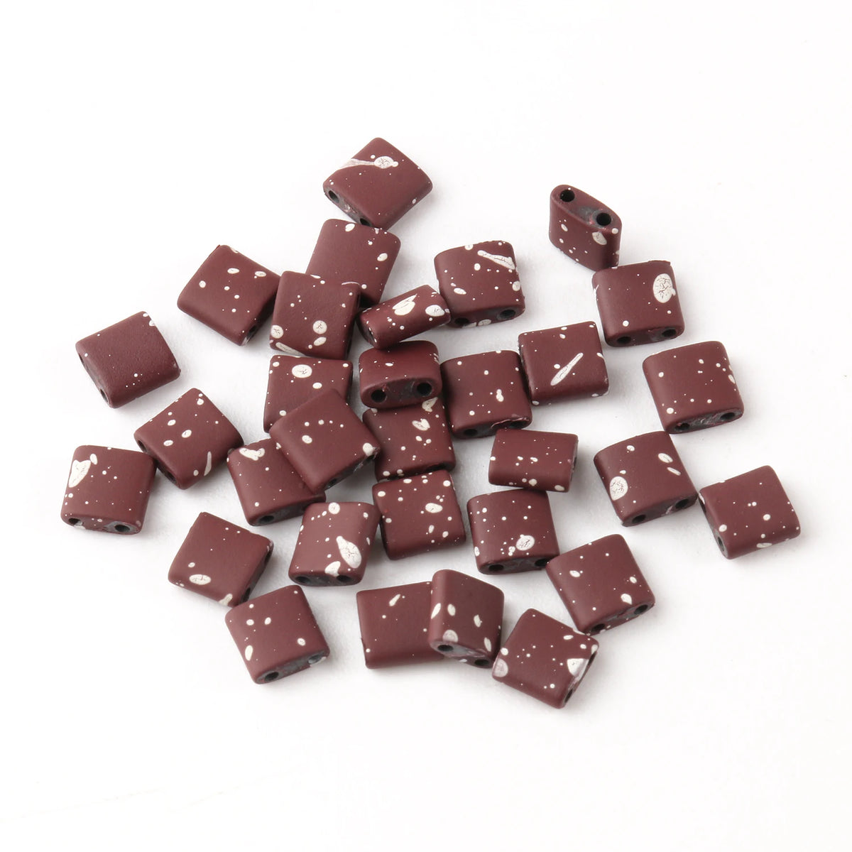Rectangle Two-Hole Hematite Beads 5x5x2mm – DIY Jewelry Making