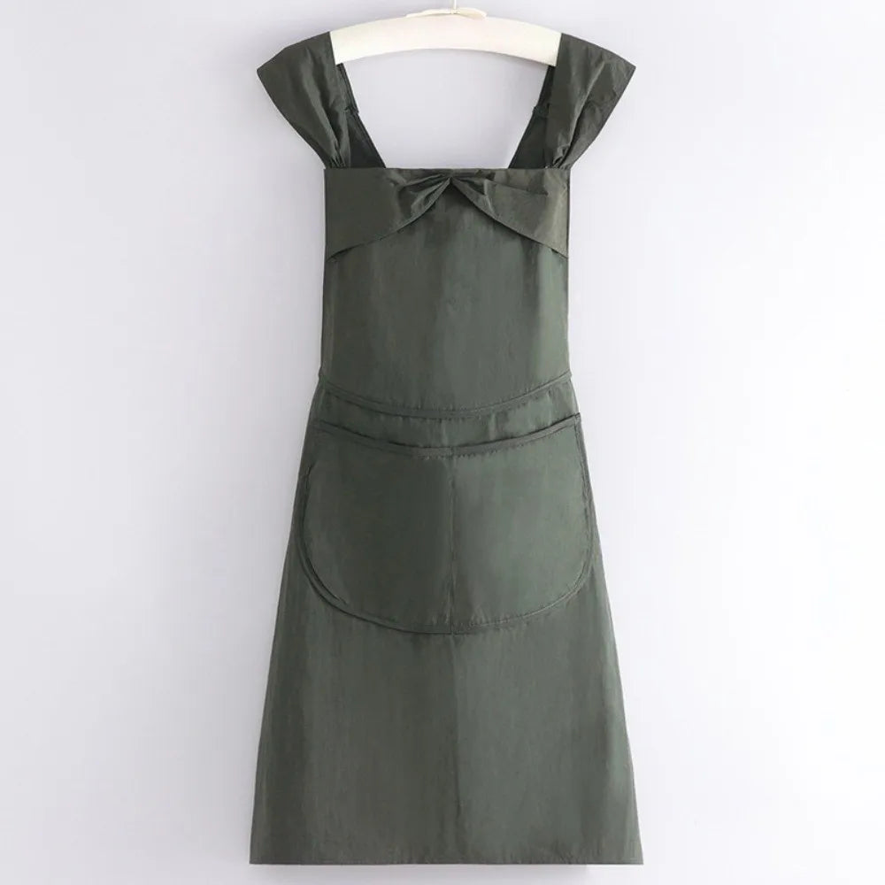Women's Bow Strap Water-Resistant Kitchen Apron | Large Pockets
