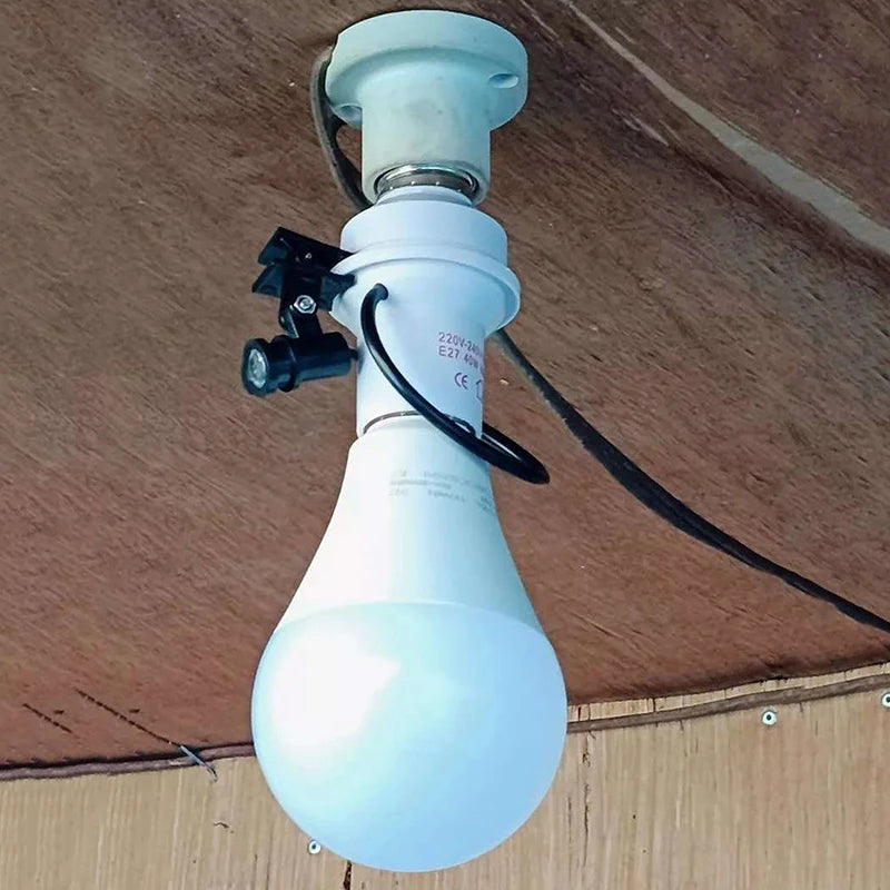 Dusk-to-Dawn Light Sensor Fitting – Auto On/Off Socket Adapter