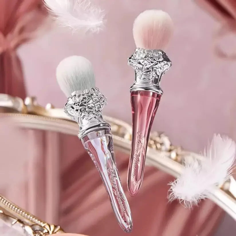 Flower Knows Swan Ballet Blush Brush – Goat Hair Makeup