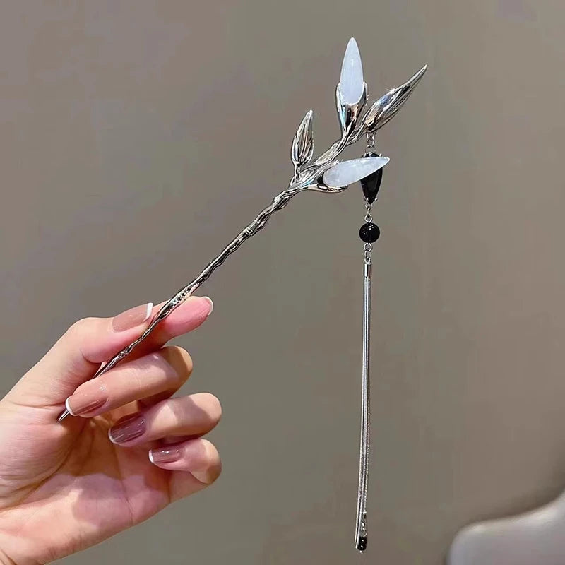 Vintage Chinese Handmade Hair Stick – Elegant Alloy Hairpin