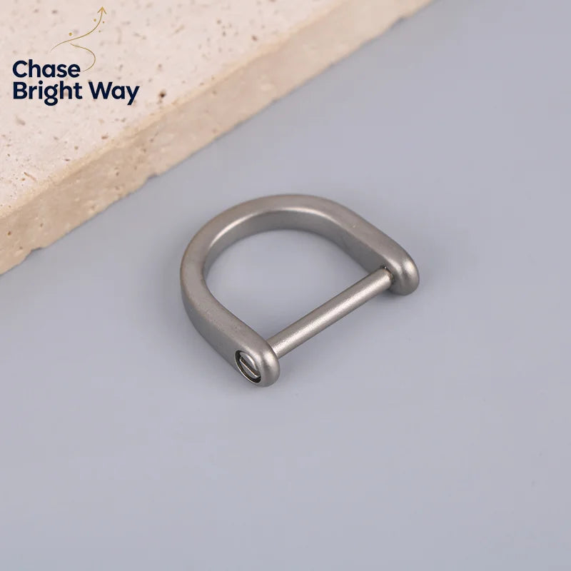 Titanium D-Ring Key Shackle U-Shape Horseshoe Clasp Keychain