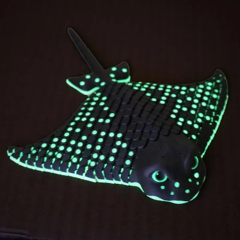 3D Printed Luminous Manta Ray Toy – Flexible Sea Creature Figurine