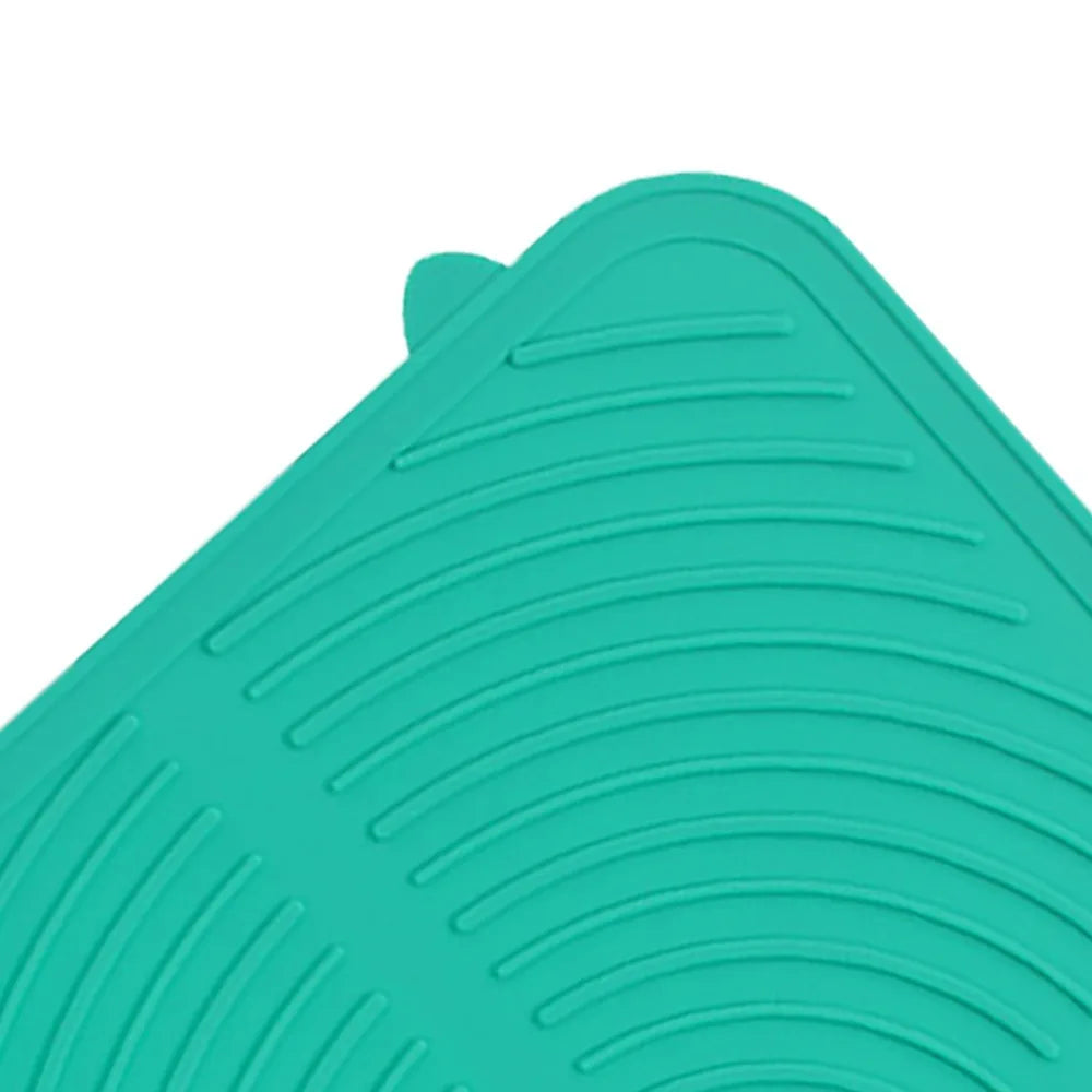 Silicone Pet Lick Mat – Non-Slip Slow Feeder for Dogs & Cats