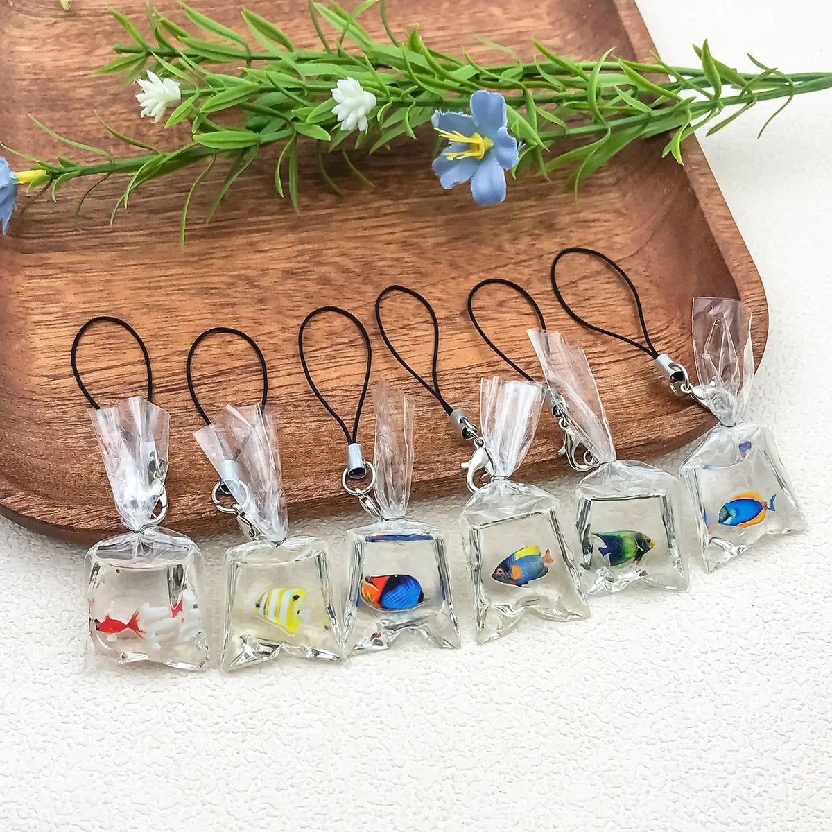 Transparent Resin Clownfish Charms – 8 Colors DIY Jewelry