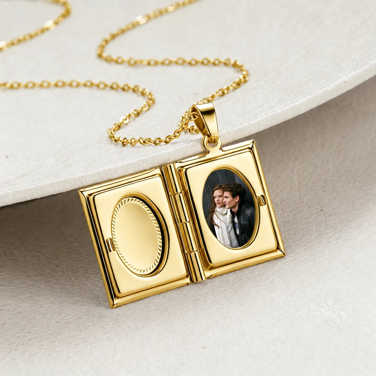 Personalized Photo Locket Necklace | Custom Heart Pendant