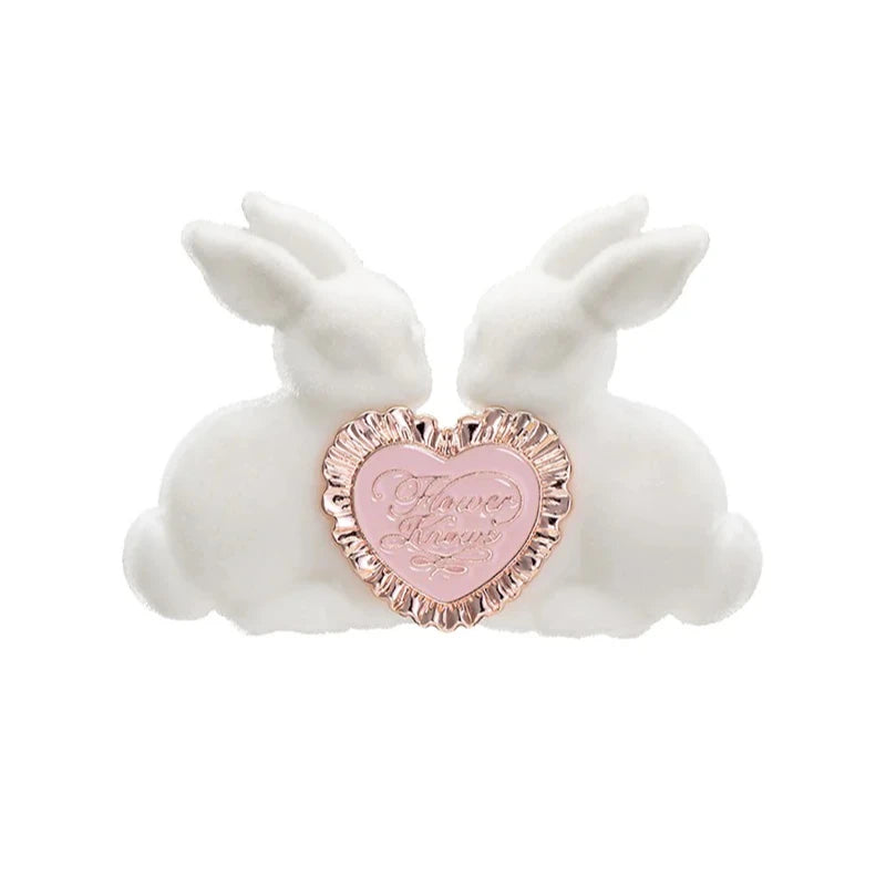 Flower Knows Bunny Garden Blush Brush – Wool Highlighter Tool