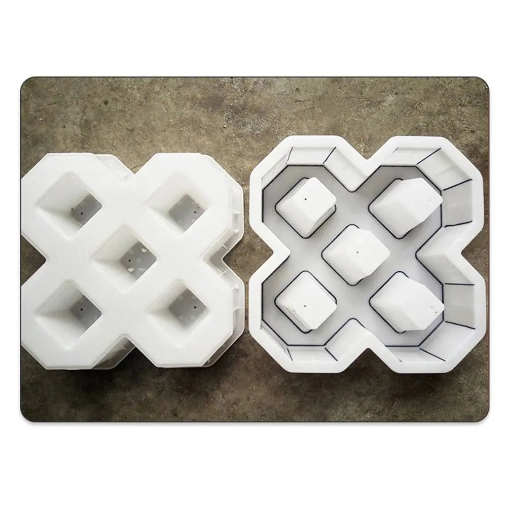 Hollow Grass Stepping Stone Mould – DIY Concrete Path Maker
