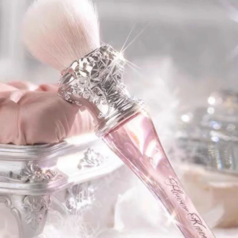 Flower Knows Swan Ballet Blush Brush – Goat Hair Makeup