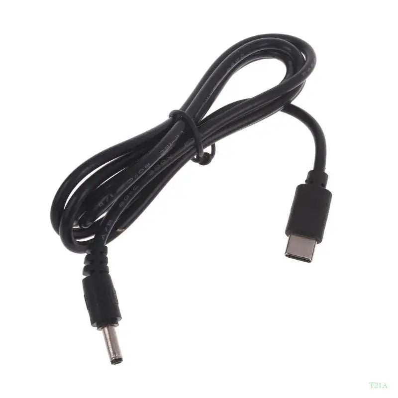 USB-C to 3.5x1.35mm 12V DC Power Cable – LED, Router, 1m
