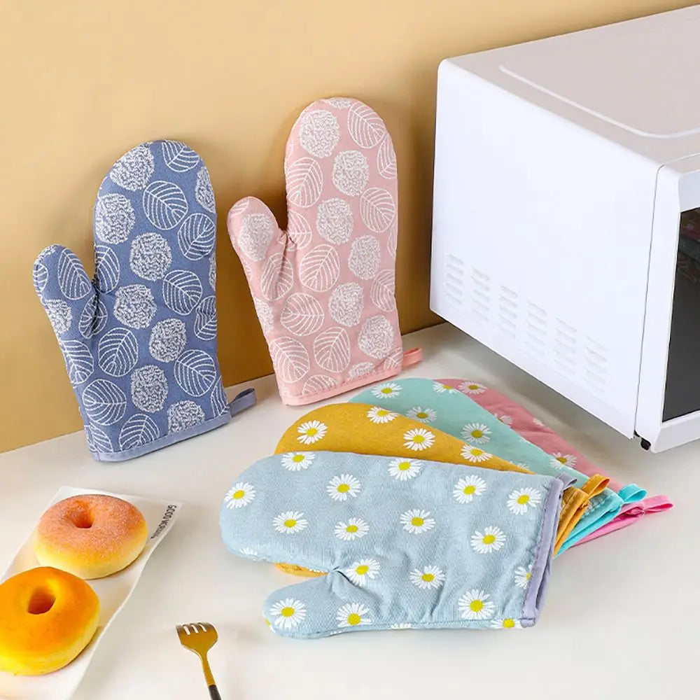 Thickened Microwave Oven Mitts – Heat-Resistant Kitchen Gloves