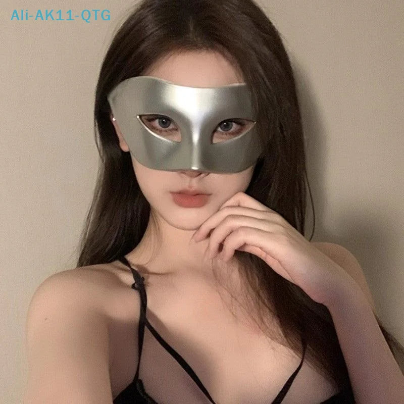 Venetian Masquerade Eye Mask – Unisex Halloween Cosplay Prop