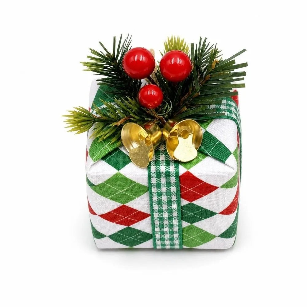 Mini Plaid Christmas Gift Box Ornament – Pine Berry Hanging