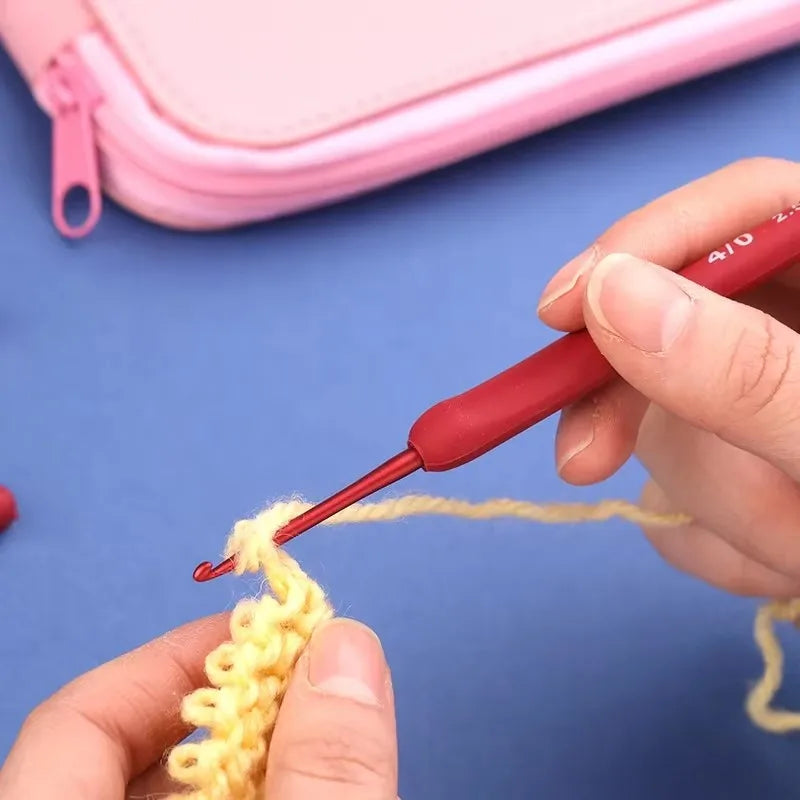 Silicone Crochet Hooks Set – Frosted Aluminum DIY Needles
