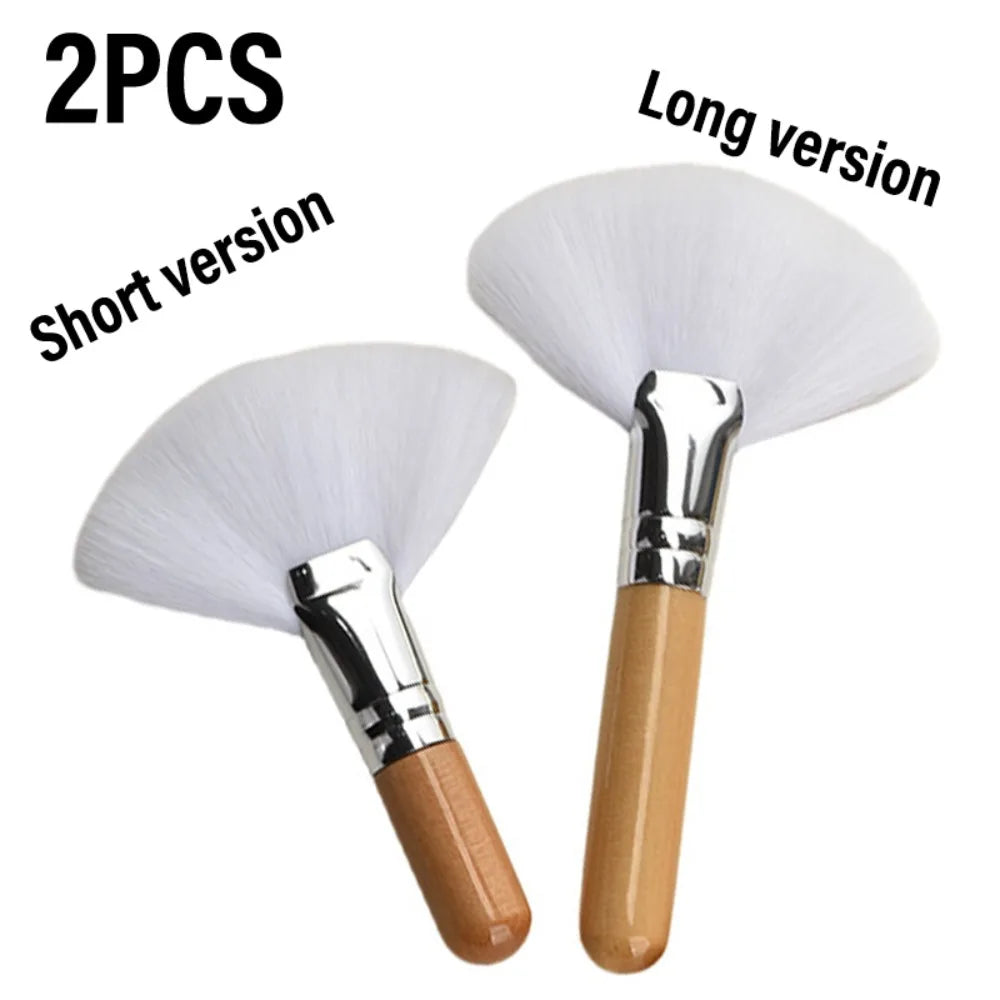 Mini Fan Makeup Brush – Soft Fiber Wood Handle | Gege Bear