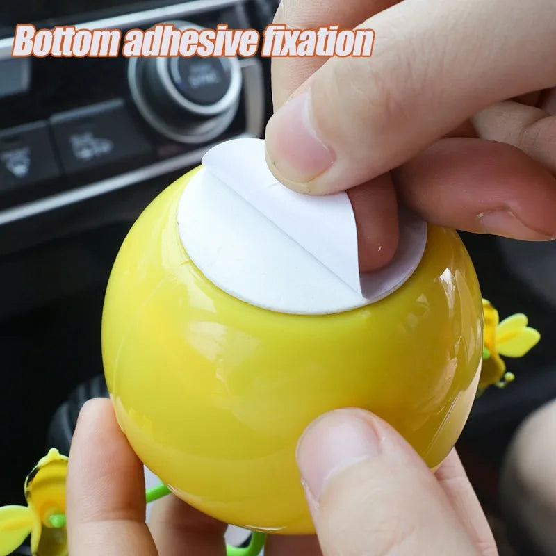 Solar Swinging Sunflower Car Decoration – Cute Bee Dashboard Ornament