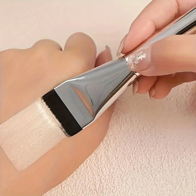 Ultra Fine Flat Foundation Brush – Mask & Concealer Makeup Tool
