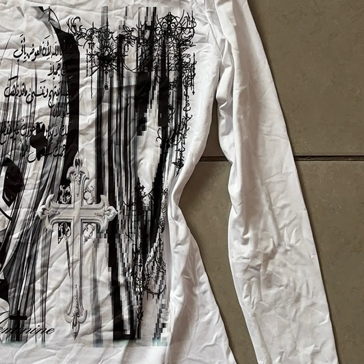 Y2K Cropped Graphic Tee – 90s Grunge Long Sleeve Women's Top