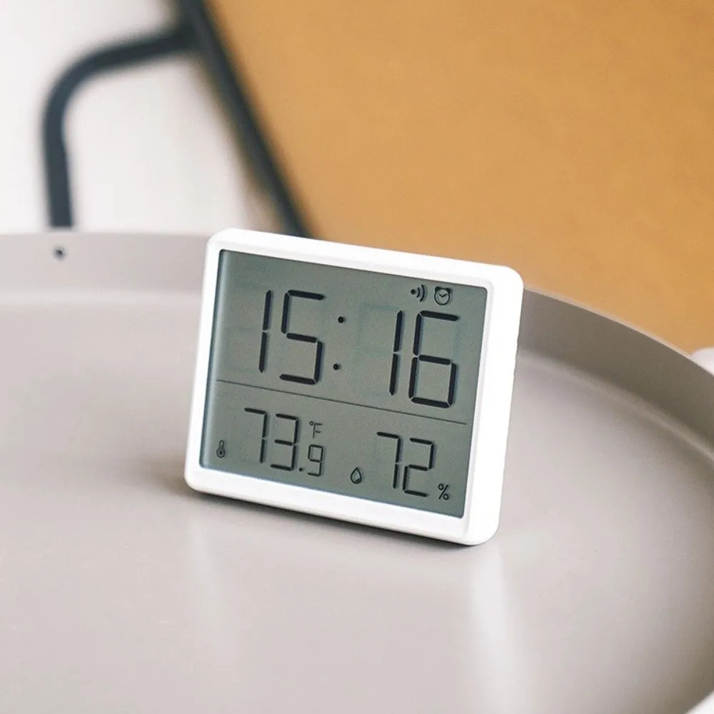 Magnetic Digital Alarm Clock – Large LCD & Humidity Sensor