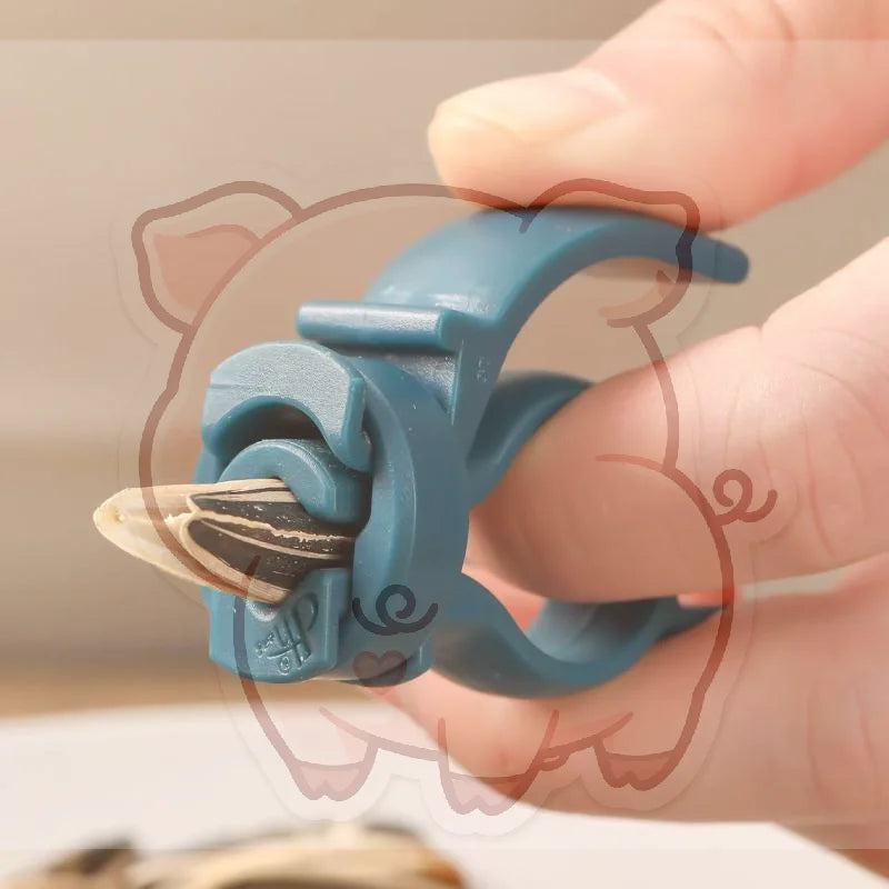 Sunflower Seed Peeler – Finger-Mount BPA-Free Shelling Tool