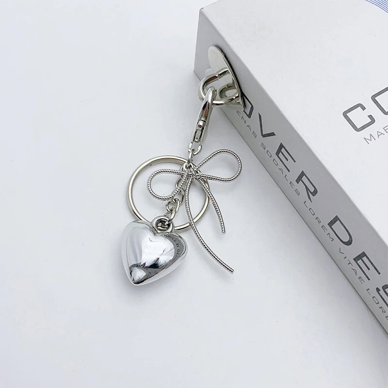 Y2K Silver Bowknot Heart Keychain – Metal Keyring & Bag Charm