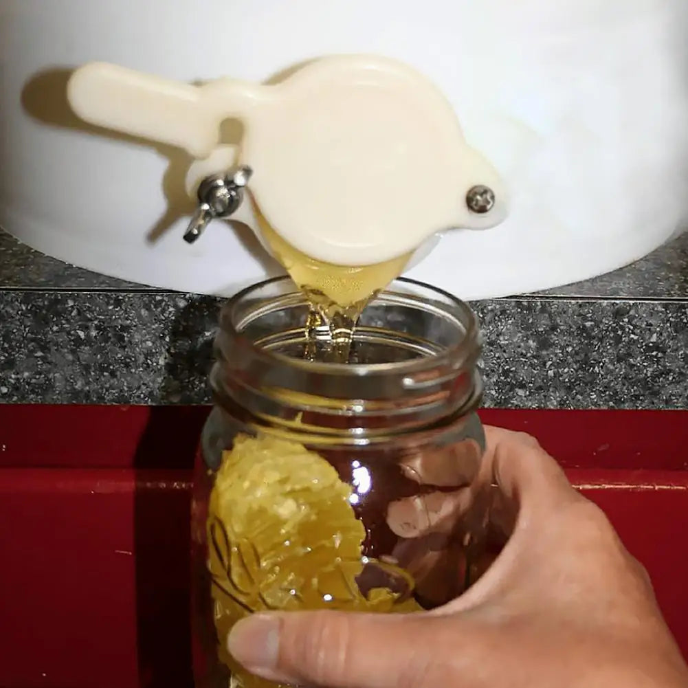 Honey Gate Valve – Nylon Bottling Tap Beekeeping Tool