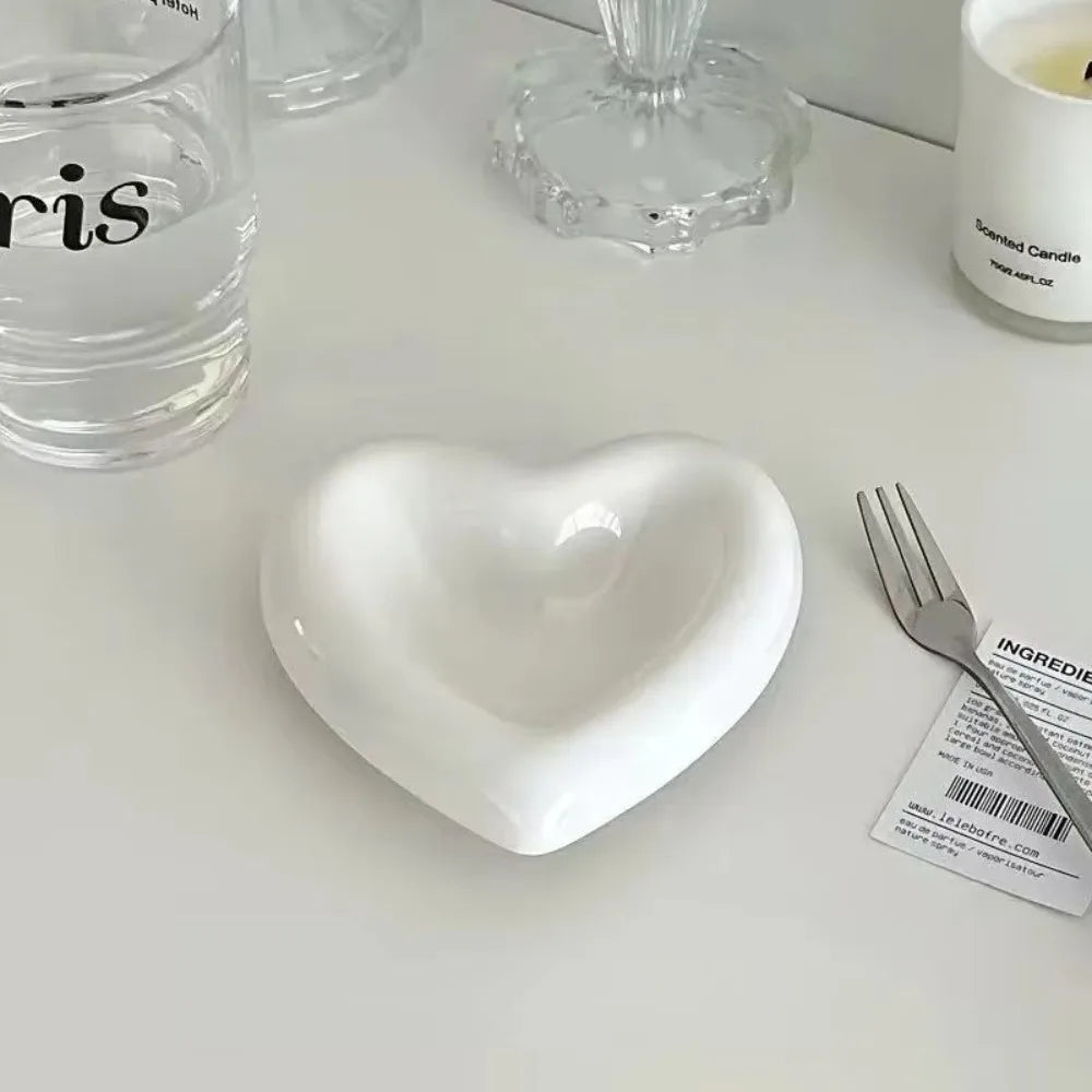 Nordic Ceramic Sauce Bowl – Heart & Flower Mini Seasoning Dish