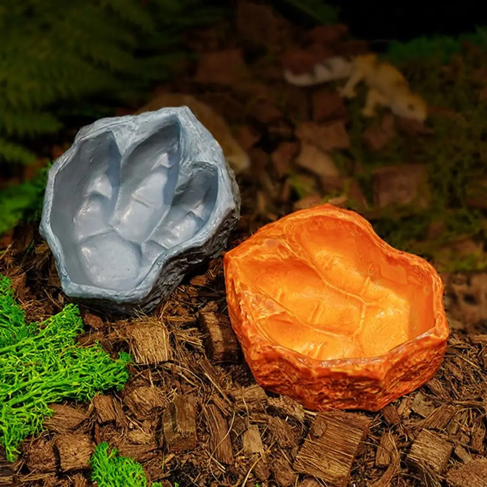 Reptile Feeding Bowl – Tree Stump Faux Stone Terrarium Basin