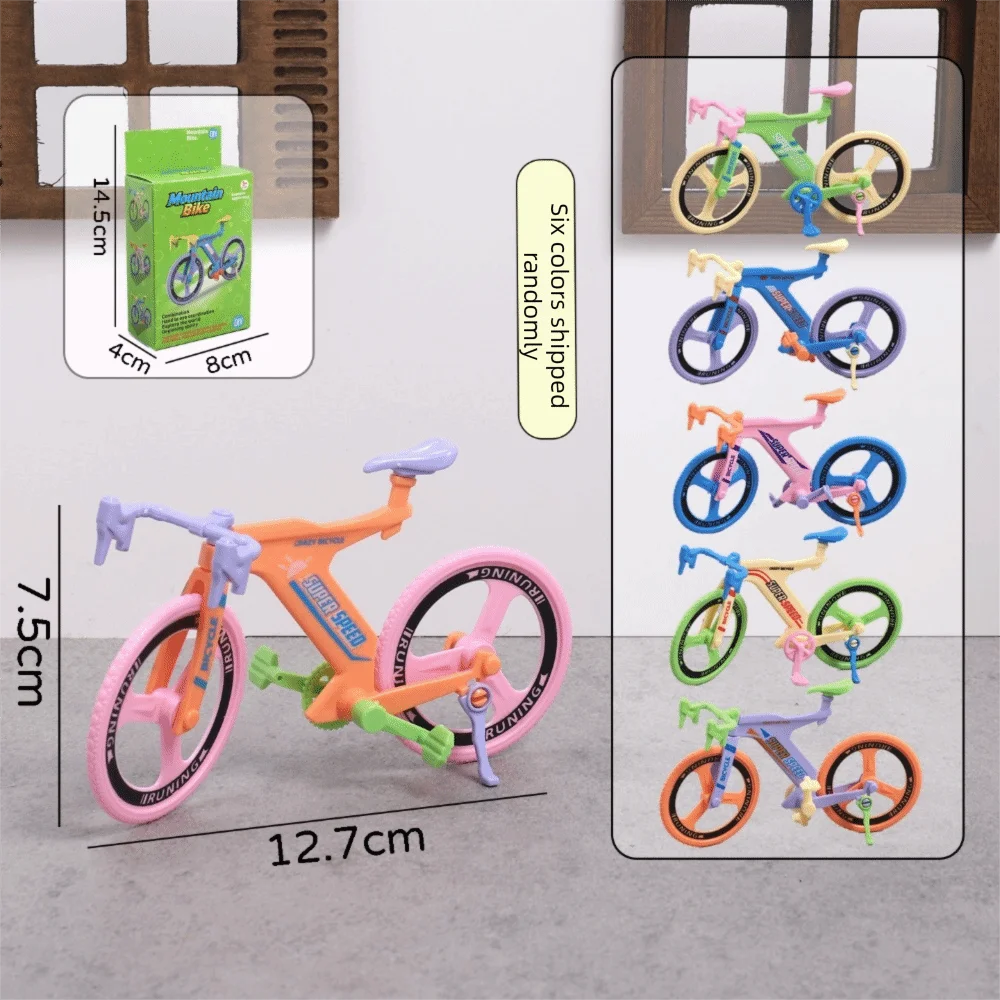 Miniature Plastic Scooter Ornament – Dollhouse Decor 8.5cm