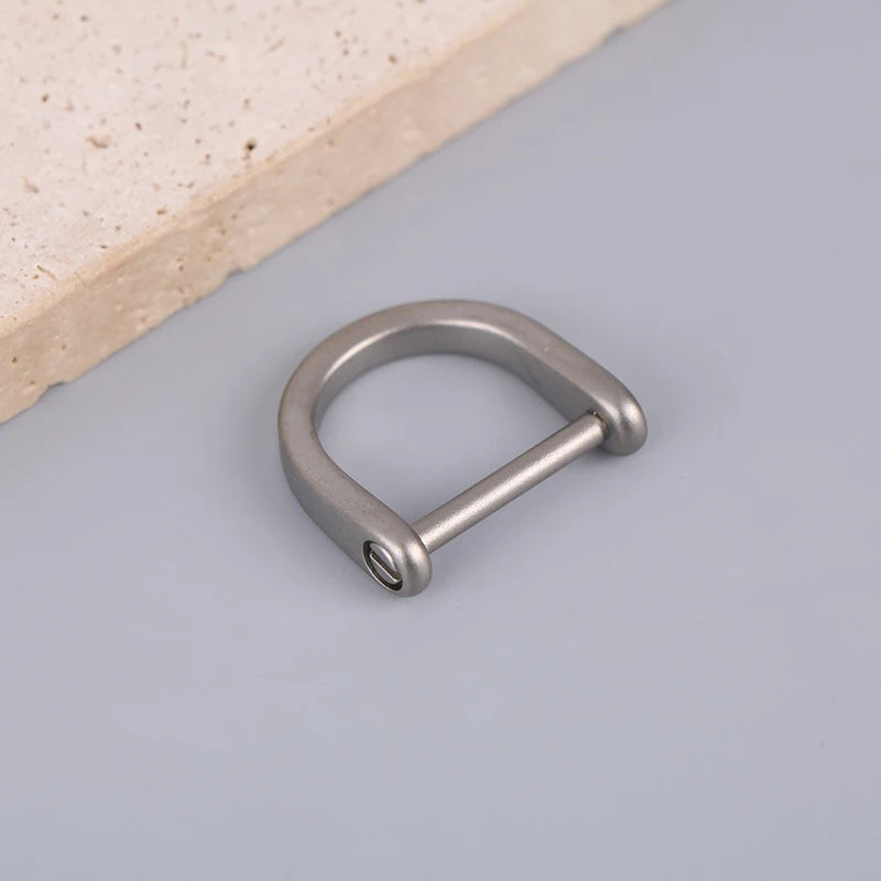 Titanium D-Ring Key Shackle U-Shape Horseshoe Clasp Keychain