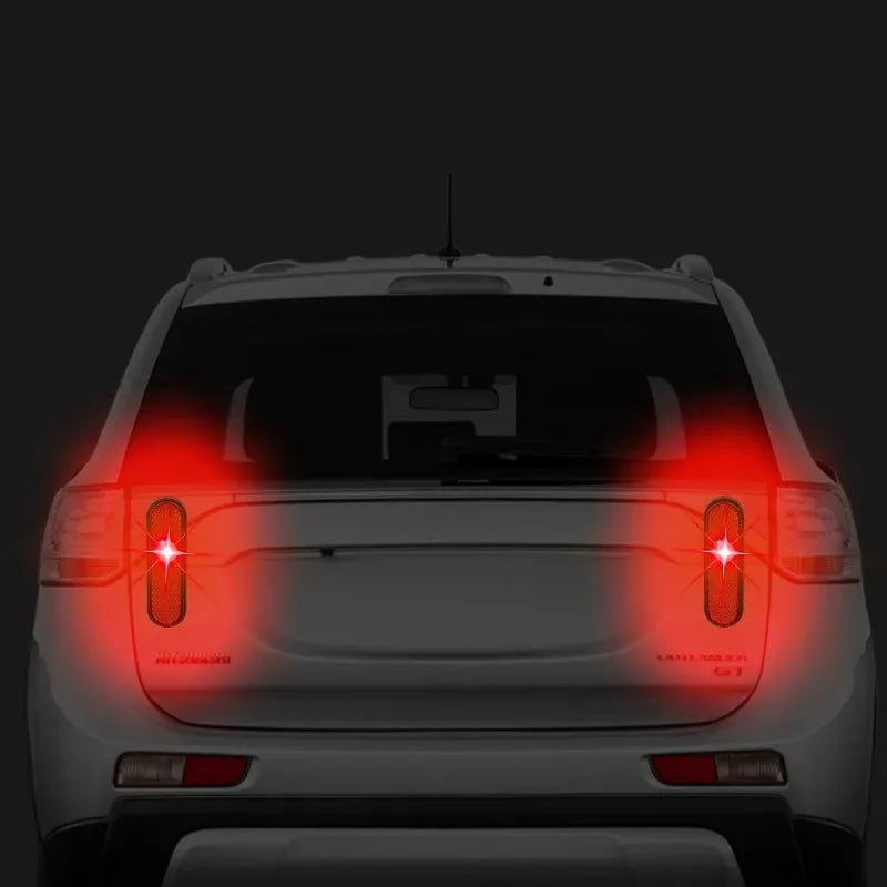Universal Safety Reflector – Night Visibility Marker for Vehicles