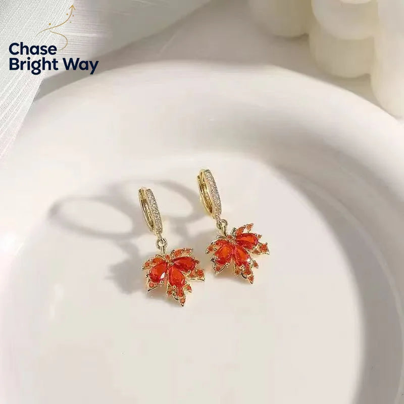 Red Leaf Pendant Necklace for Women – Alloy Chain Jewelry