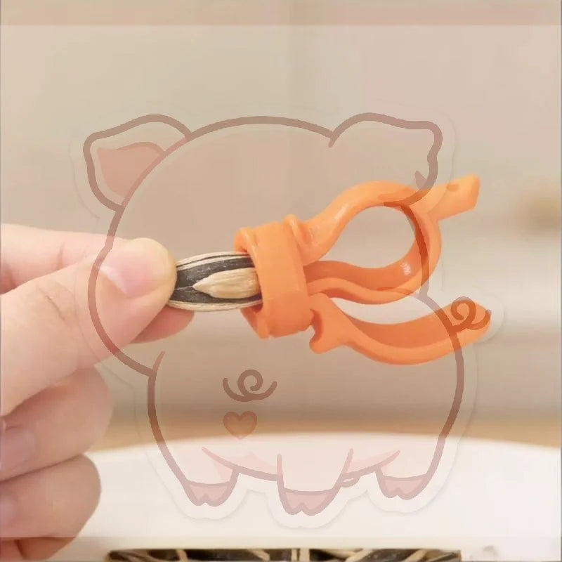 Sunflower Seed Peeler – Finger-Mount BPA-Free Shelling Tool