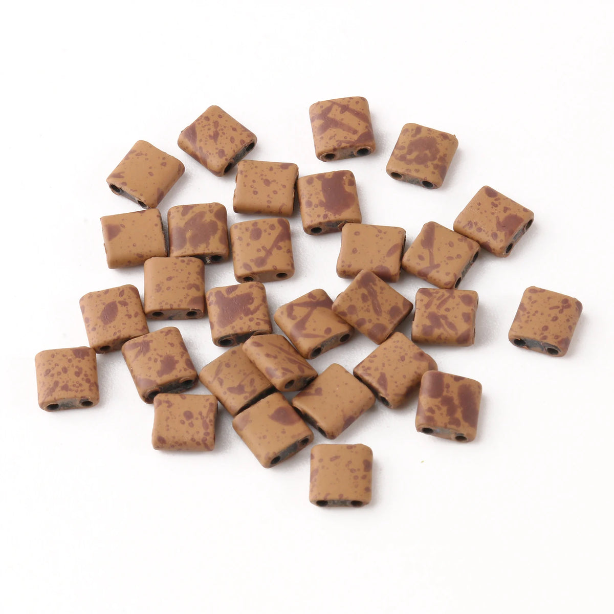 Rectangle Two-Hole Hematite Beads 5x5x2mm – DIY Jewelry Making