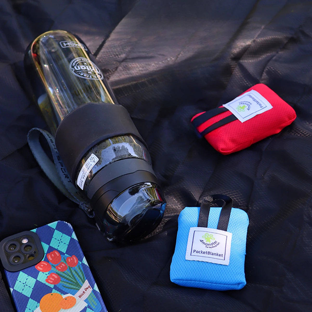 Ultralight Folding Pocket Picnic Mat – Waterproof TPU Nylon