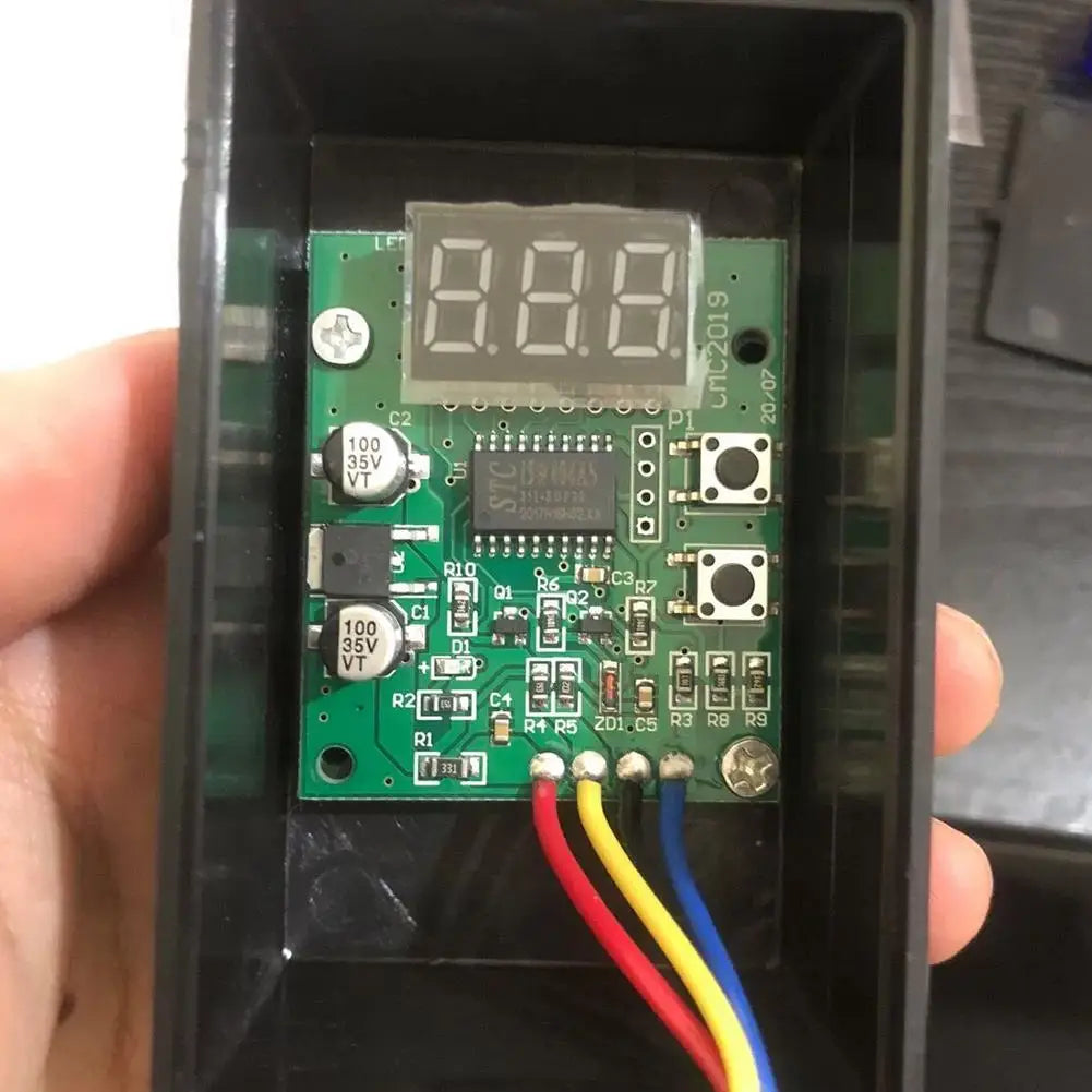 Vehicle Speed Corrector Pulse Signal Converter 12V/24V