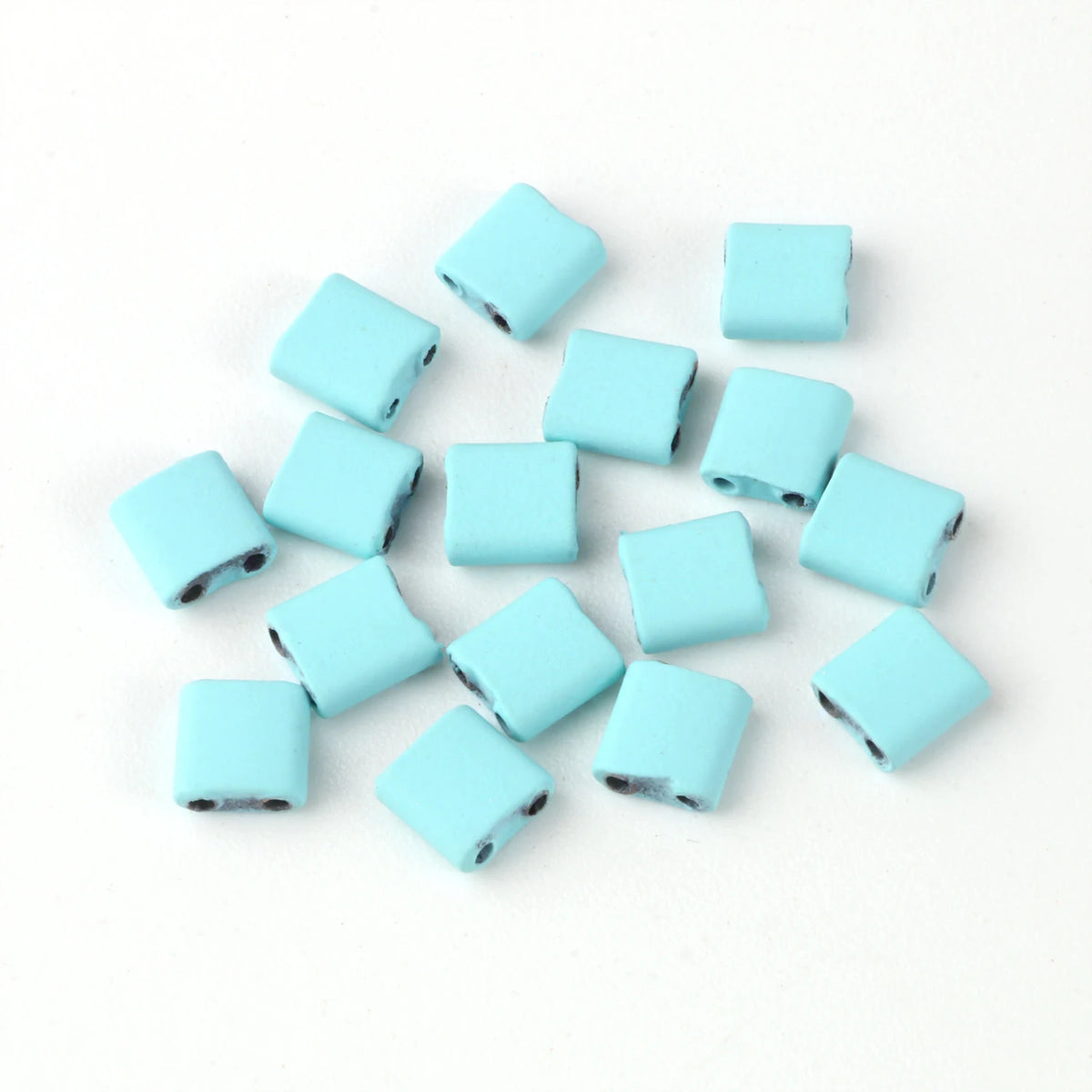 Rectangle Two-Hole Hematite Beads 5x5x2mm – DIY Jewelry Making
