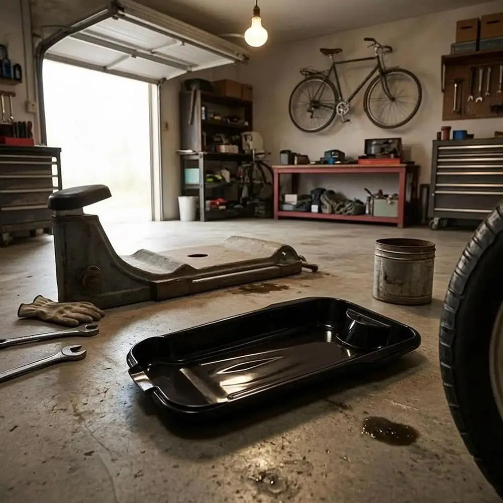 Wide-Mouth Oil Drain Pan 2.5L – Low-Profile Garage Drain Tray