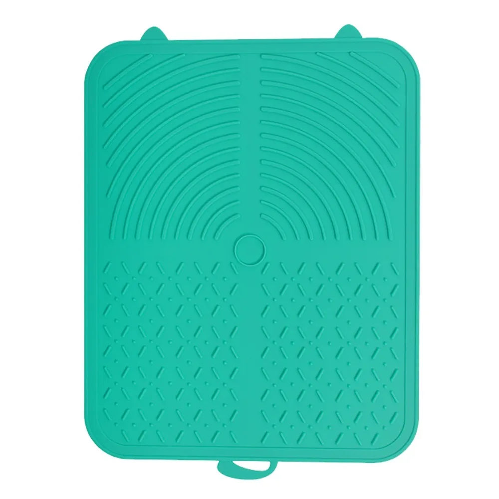 Silicone Pet Lick Mat – Non-Slip Slow Feeder for Dogs & Cats