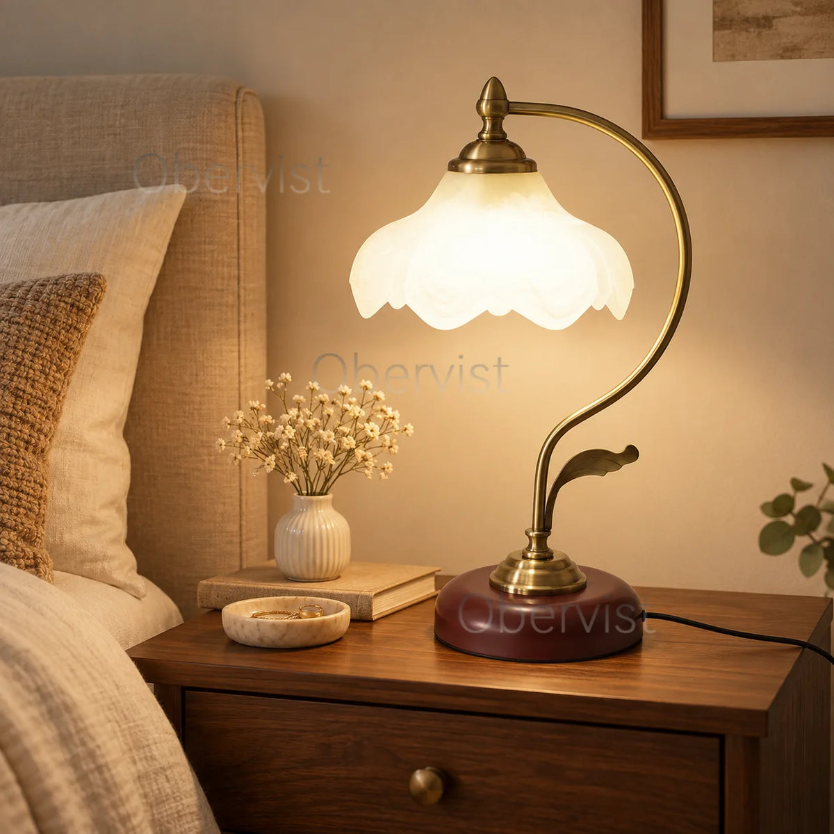 Vintage Nordic Table Lamp – Frosted Glass Flower Shade | E27