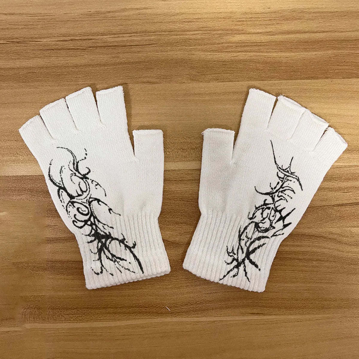 Y2K Harajuku Fingerless Knit Gloves – Touchscreen Compatible