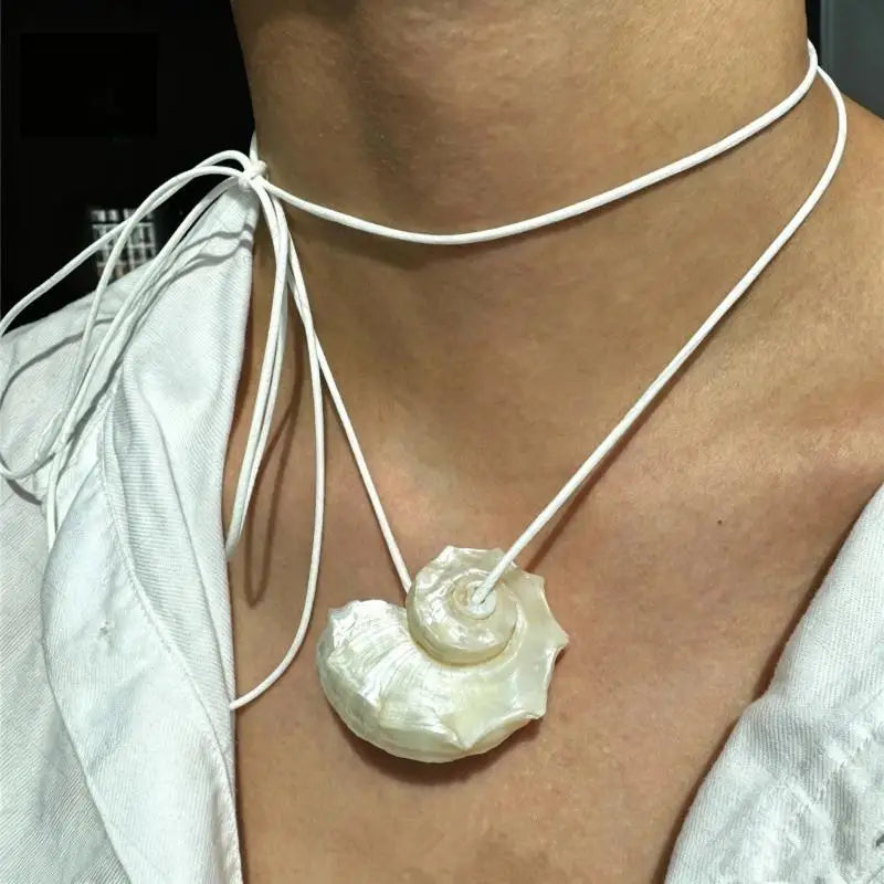 Bohemian Conch Pendant Necklace – Faux Pearl Beaded Choker