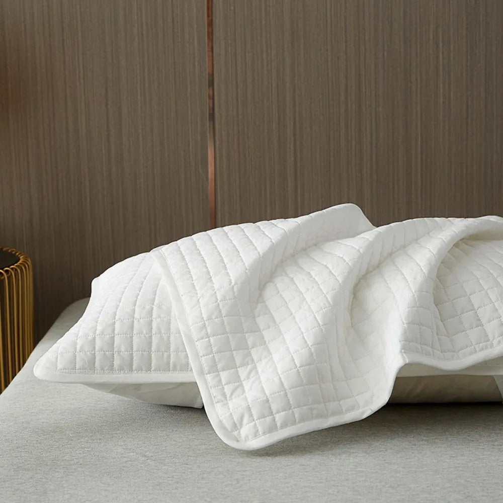 Waterproof Pillow Protector Cover – Anti-Mite Pillowcase