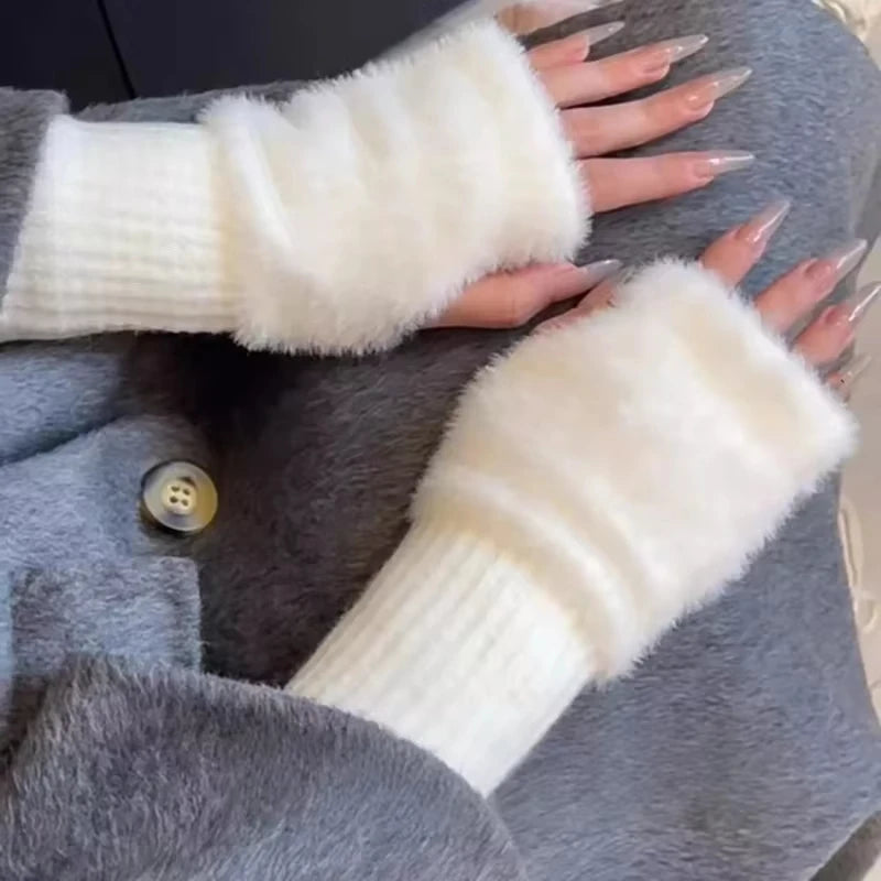 Women's Plush Fingerless Gloves – Warm Half-Finger Wrist Mittens