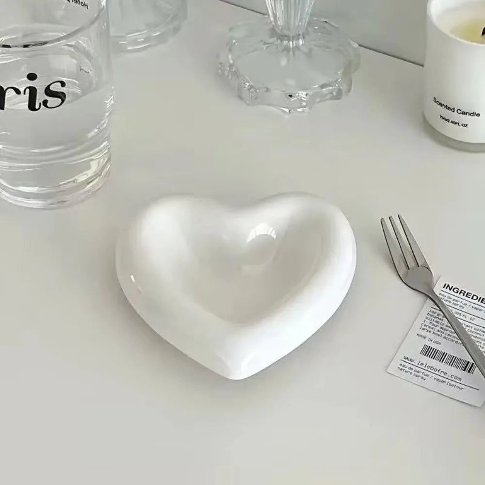Nordic Ceramic Sauce Bowl – Heart & Flower Mini Seasoning Dish