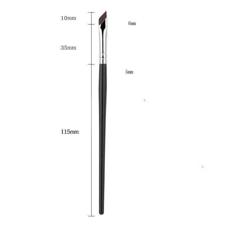 Sickle Blade Eyeliner & Eyebrow Detail Brush – Eye Makeup