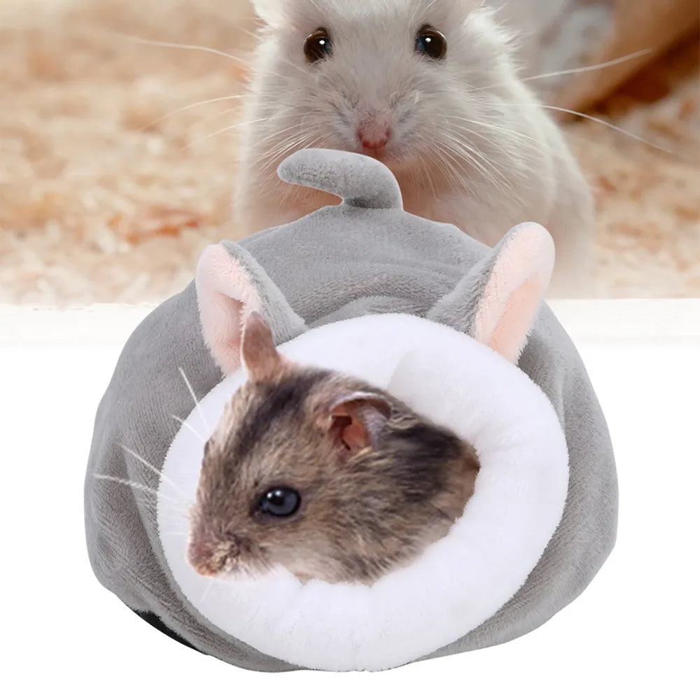 Cozy Small Pet Sleeping Nest – Fleece Hideout for Hamsters