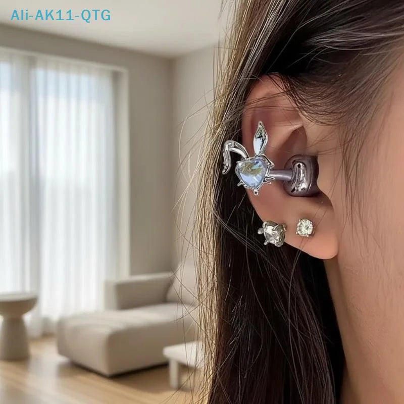 Rabbit Rhinestone Earbud Clip – Bluetooth Earphone Charm