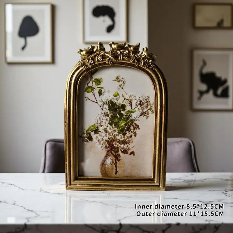 Vintage Gold Resin Oval Photo Frame – Desk & Wall Display