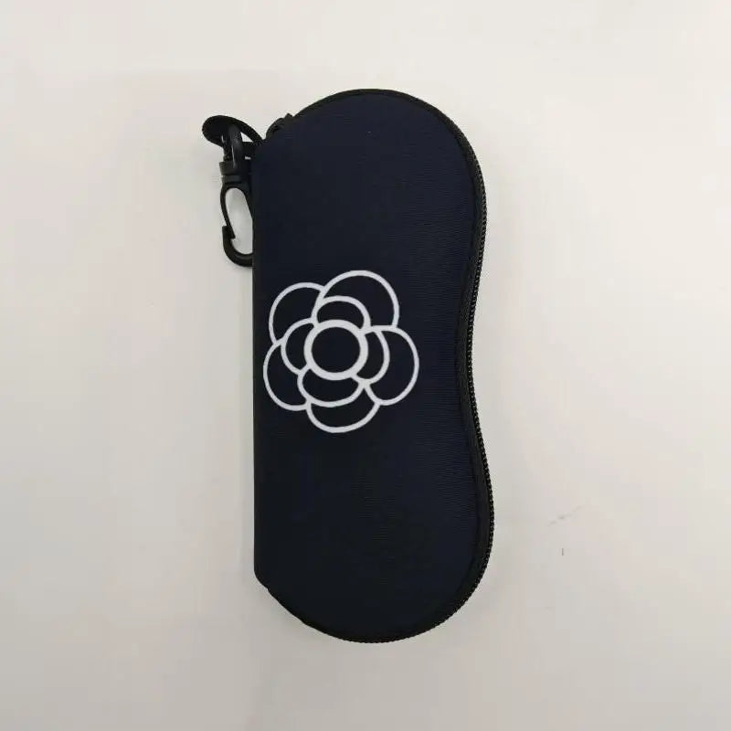 Neoprene Glasses Pouch with Carabiner – Scratch-Resistant Case